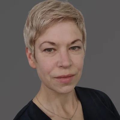Suzanne Clements